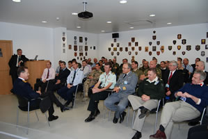 V12-008-1.jpg