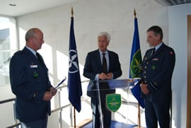 V11-004-1.jpg