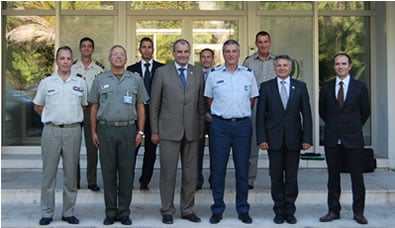 V12-016-1.jpg