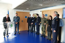 V11-003-1.jpg