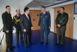 V11-005-1.jpg